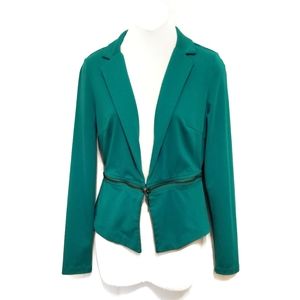 Green convertible cropped jacket blazer